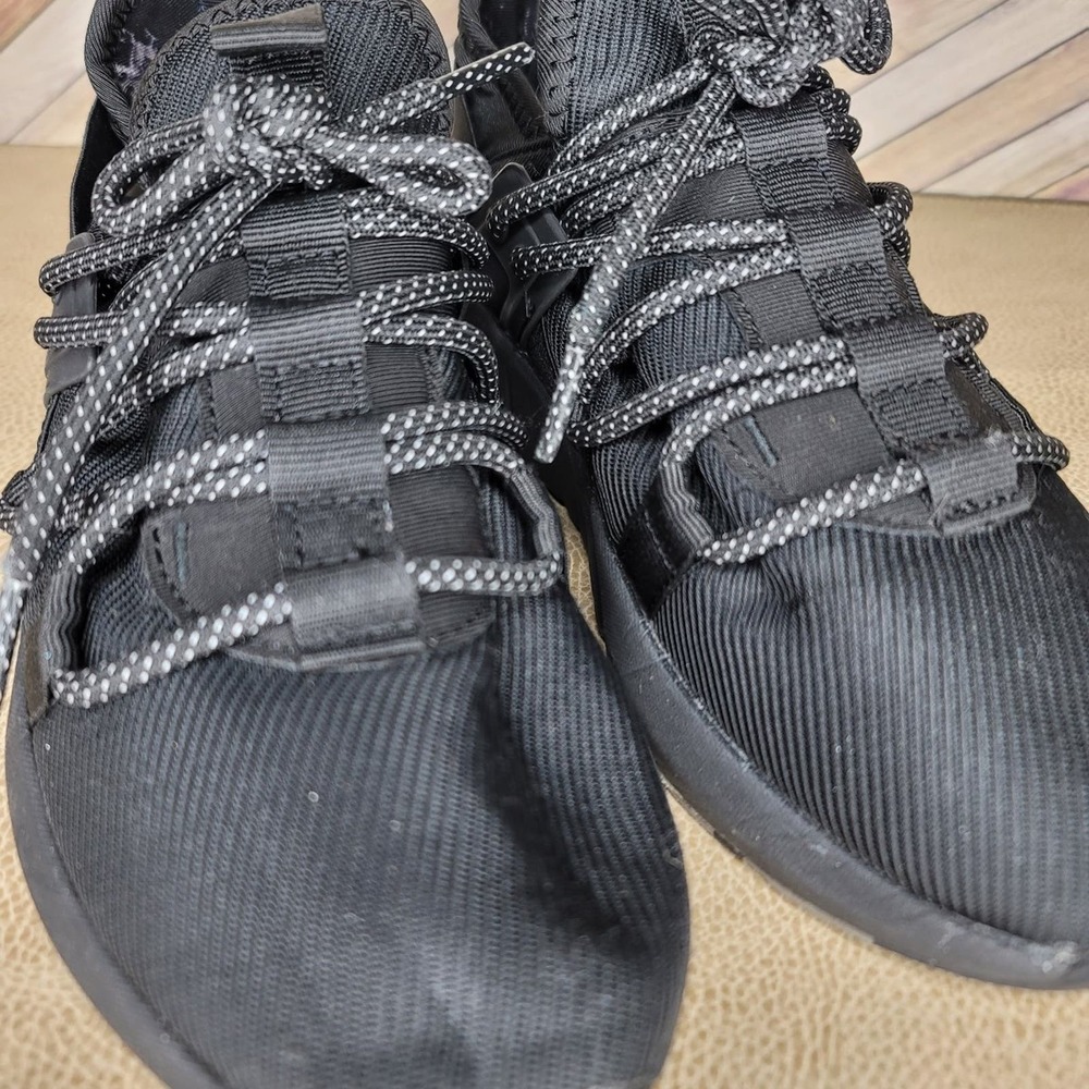 Fabletics Workout Running Reflective Sneakers Siz… - image 3